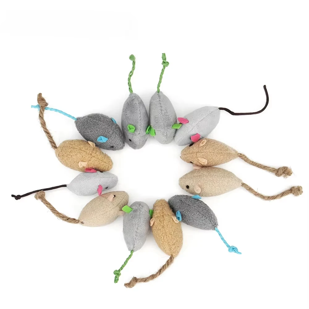 5 pezzi di giocattoli sonori a - Catnip Interactive Plush Mouse recensione e prezzo